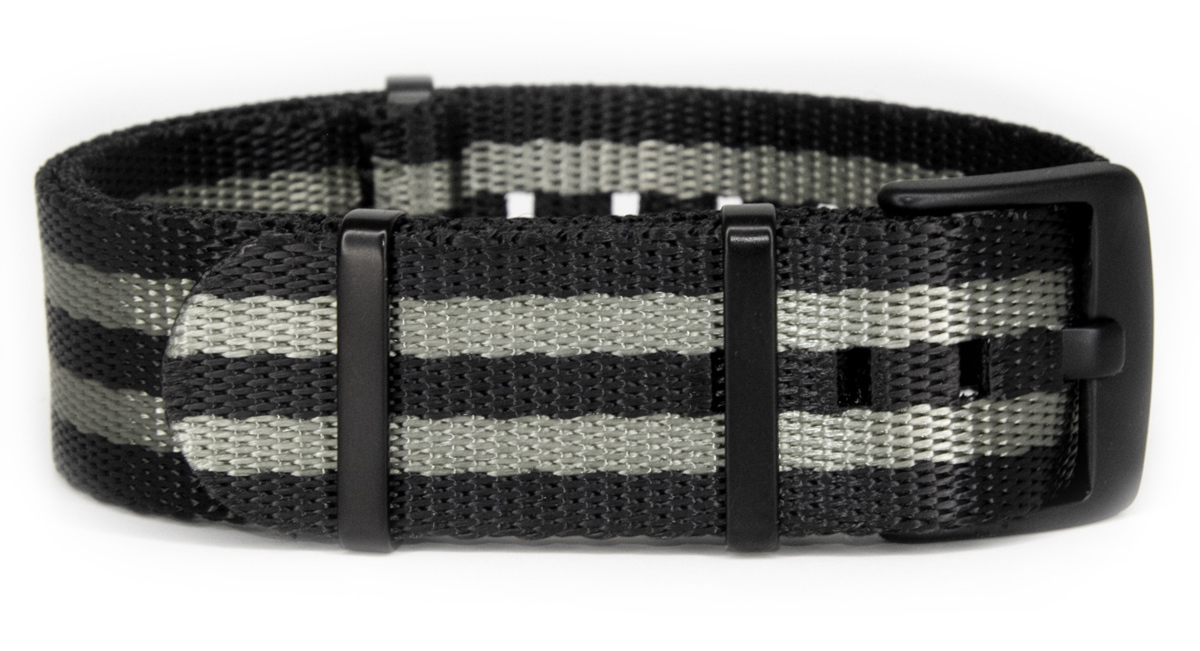 NATO seatbelt strap — Black/Silver