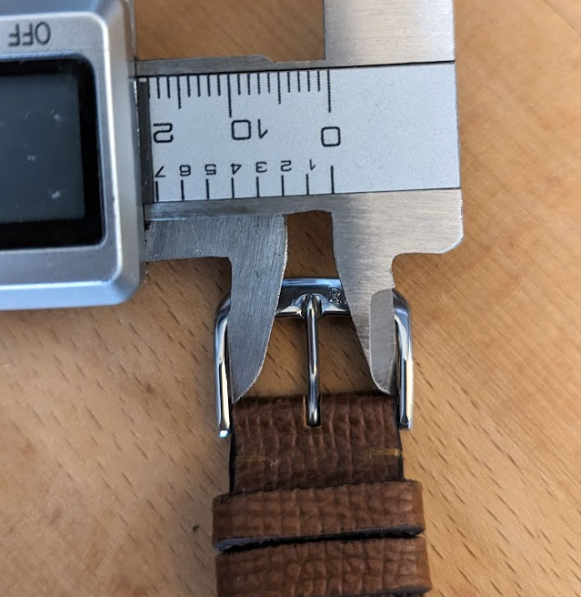 How to measure for deployant clasp